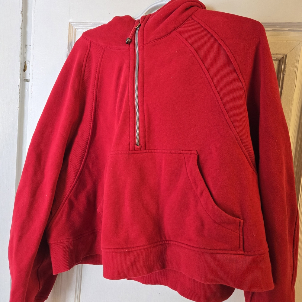 Lululemon Scuba